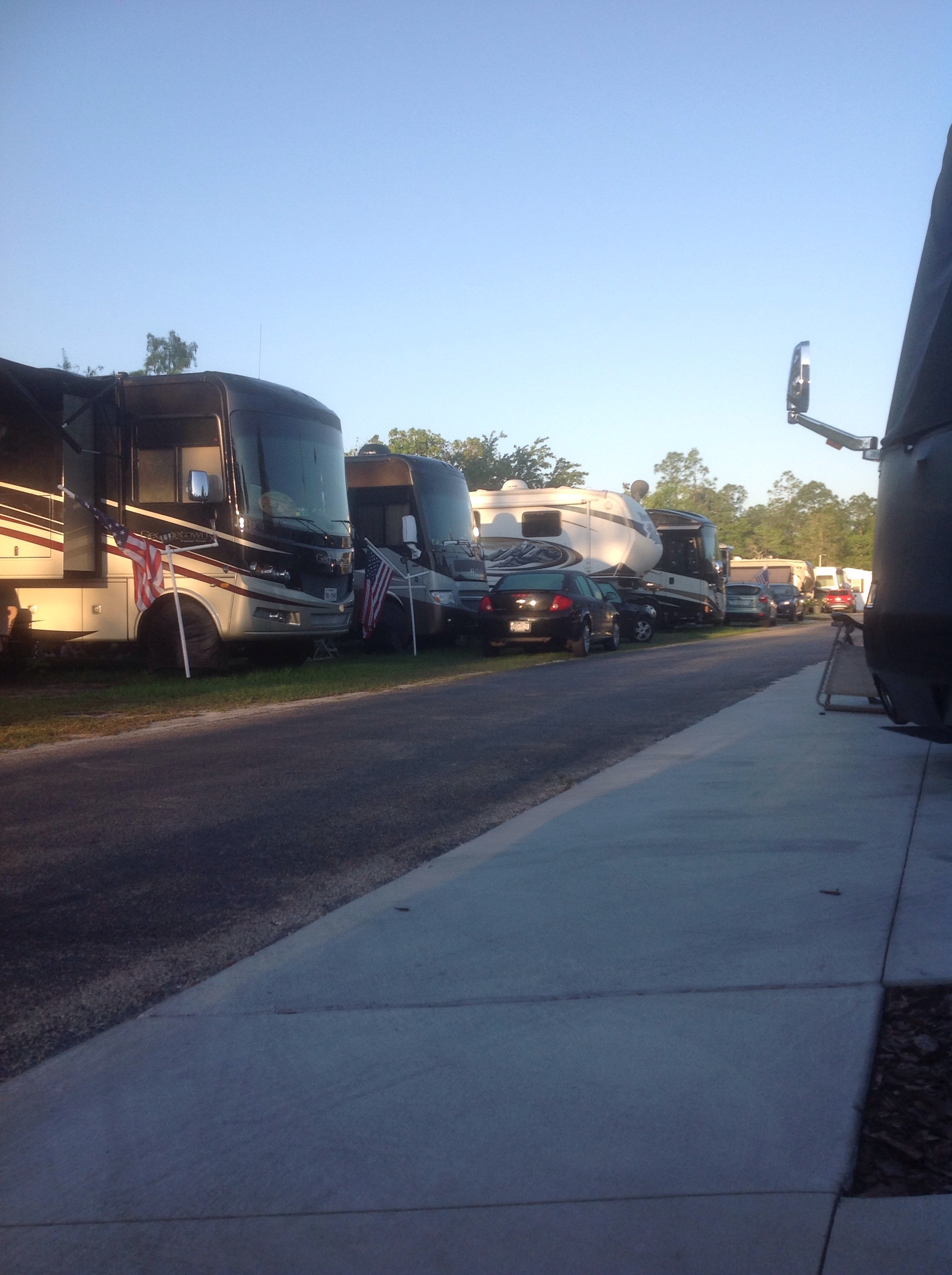 Jason Day Rv Bus Just a dandy day… | exploRVistas